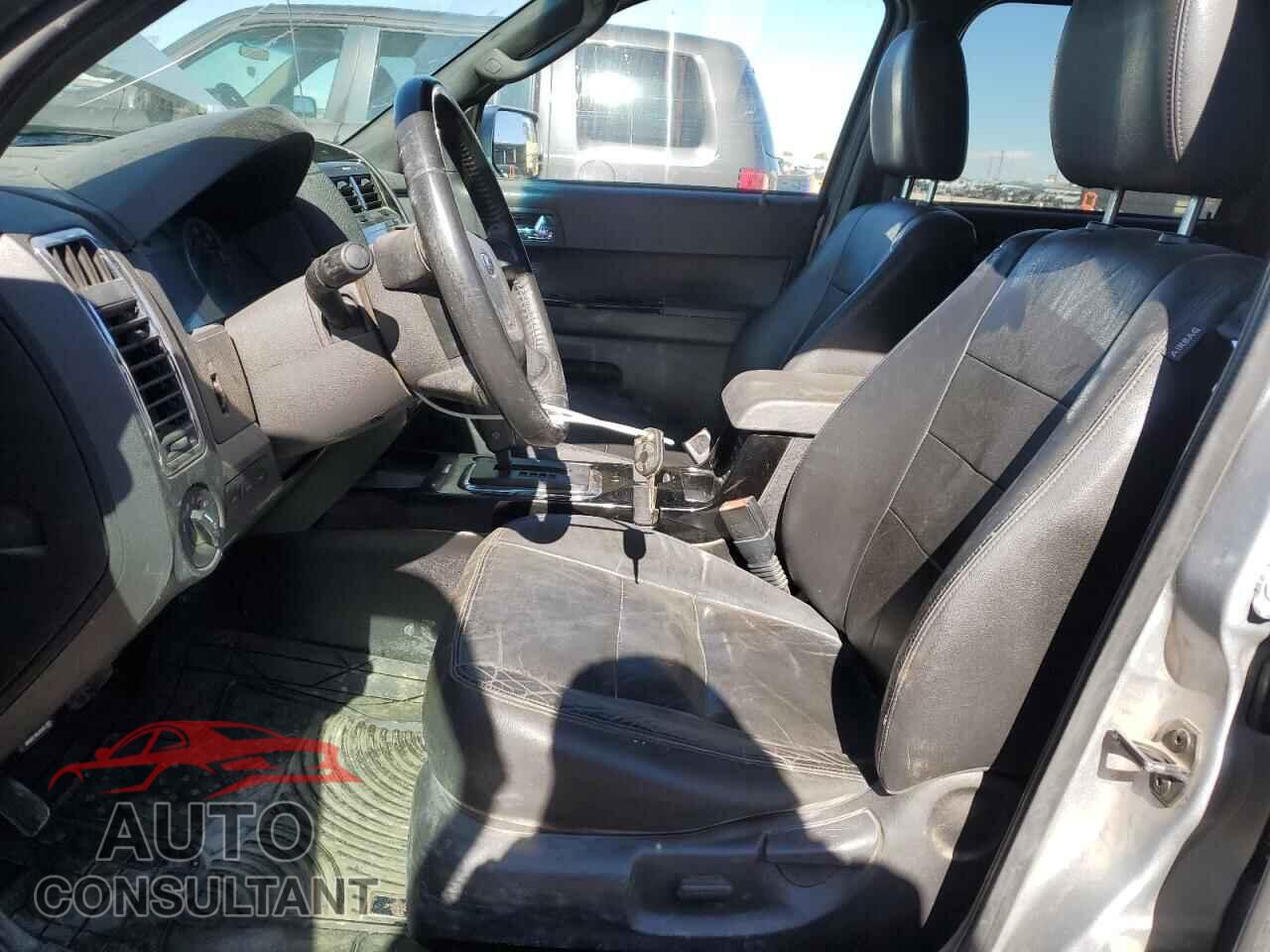 FORD ESCAPE 2010 - 1FMCU9EG4AKC13370