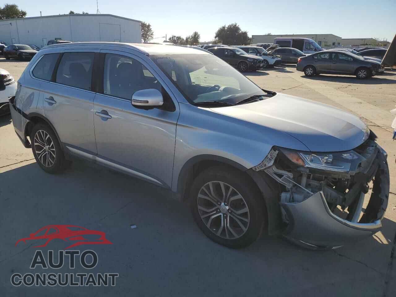 MITSUBISHI OUTLANDER 2017 - JA4AD3A34HZ041526