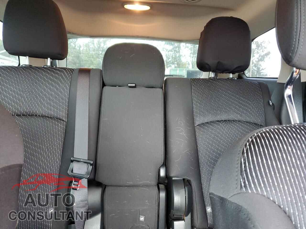 DODGE JOURNEY 2015 - 3C4PDCAB2FT737300