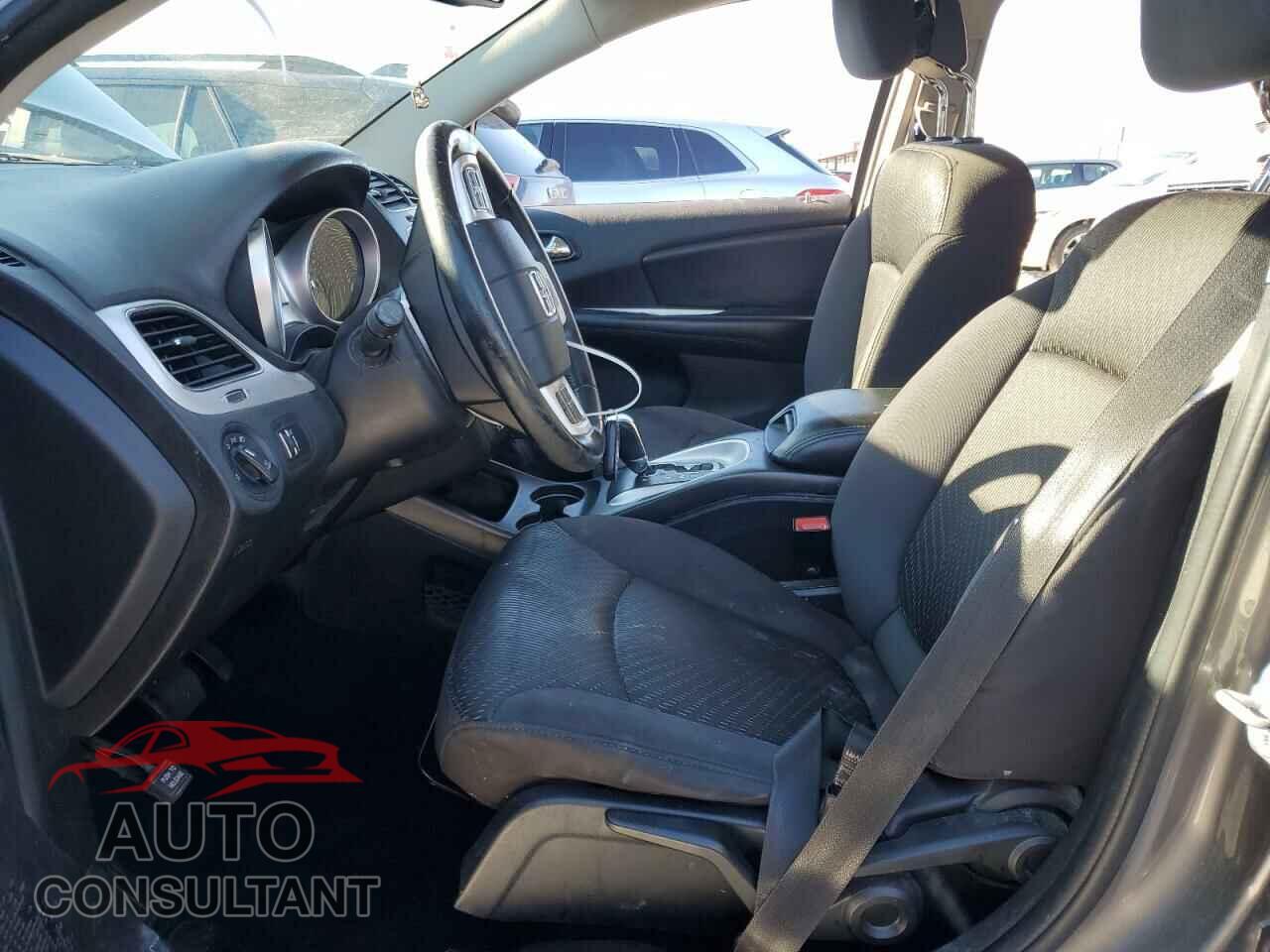 DODGE JOURNEY 2013 - 3C4PDCBB2DT565684