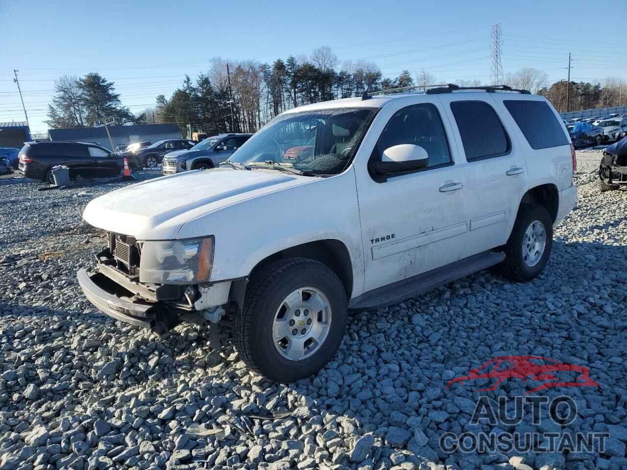 CHEVROLET TAHOE 2013 - 1GNSCAE02DR338748