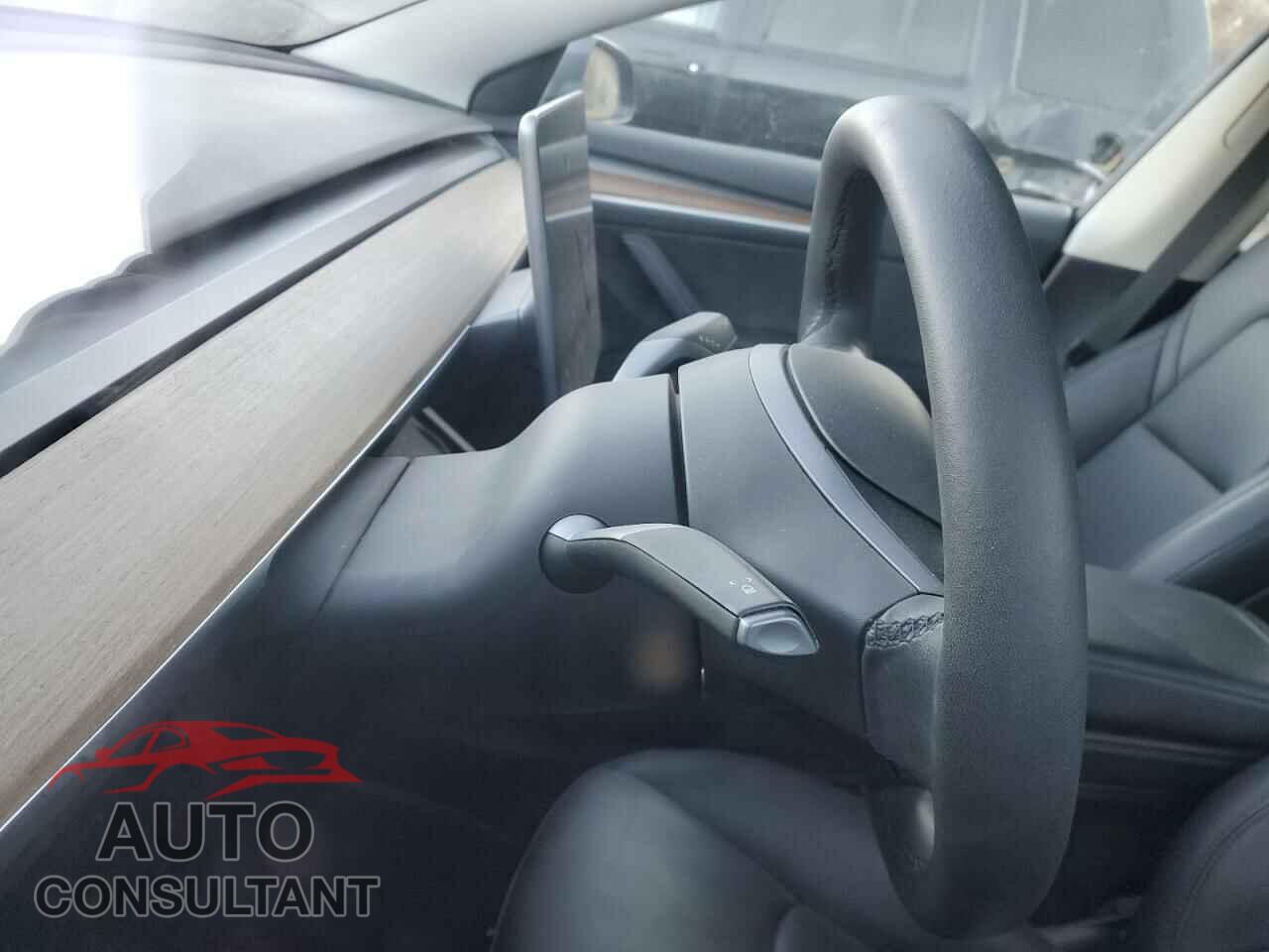 TESLA MODEL 3 2022 - 5YJ3E1EB5NF307218