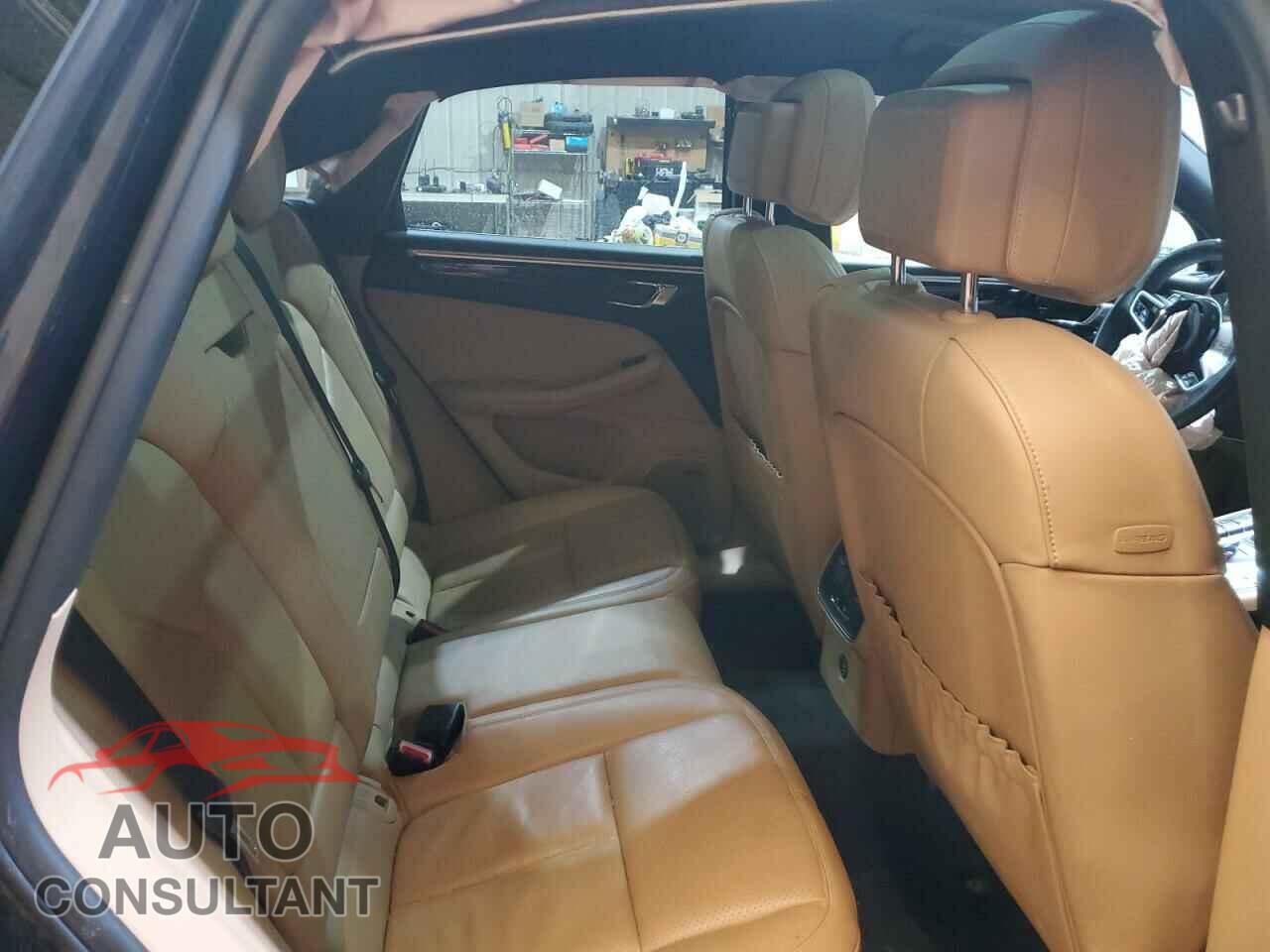 PORSCHE MACAN 2018 - WP1AB2A58JLB36511