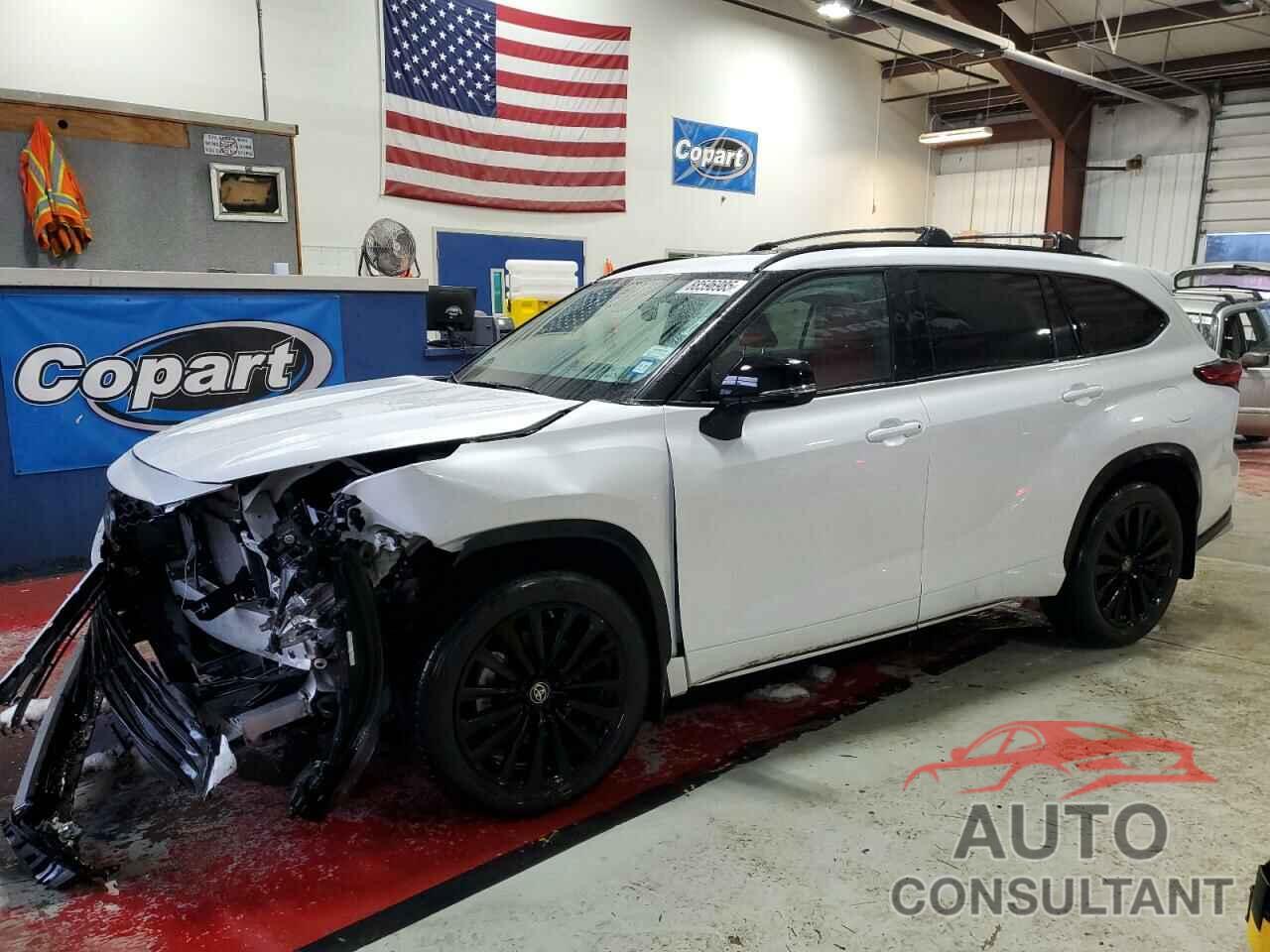 TOYOTA HIGHLANDER 2023 - 5TDKDRBH5PS512686