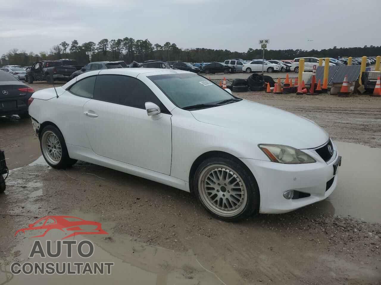 LEXUS IS 2010 - JTHFF2C28A2507895