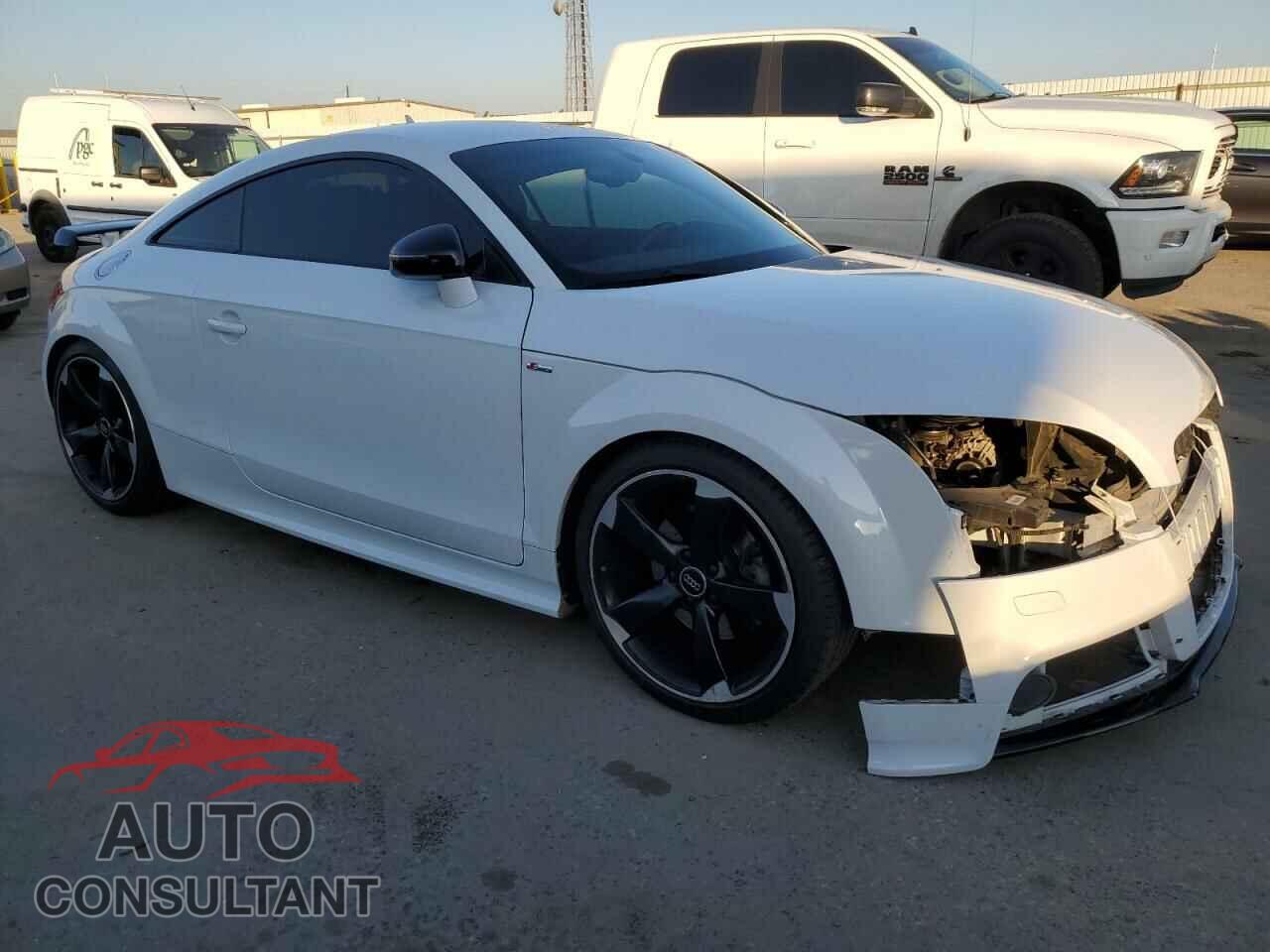 AUDI TT 2013 - TRUBFAFK3D1006077