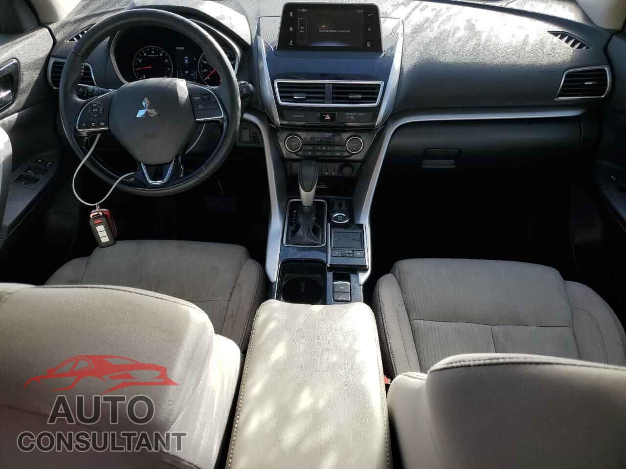 MITSUBISHI ECLIPSE 2018 - JA4AT5AAXJZ039444