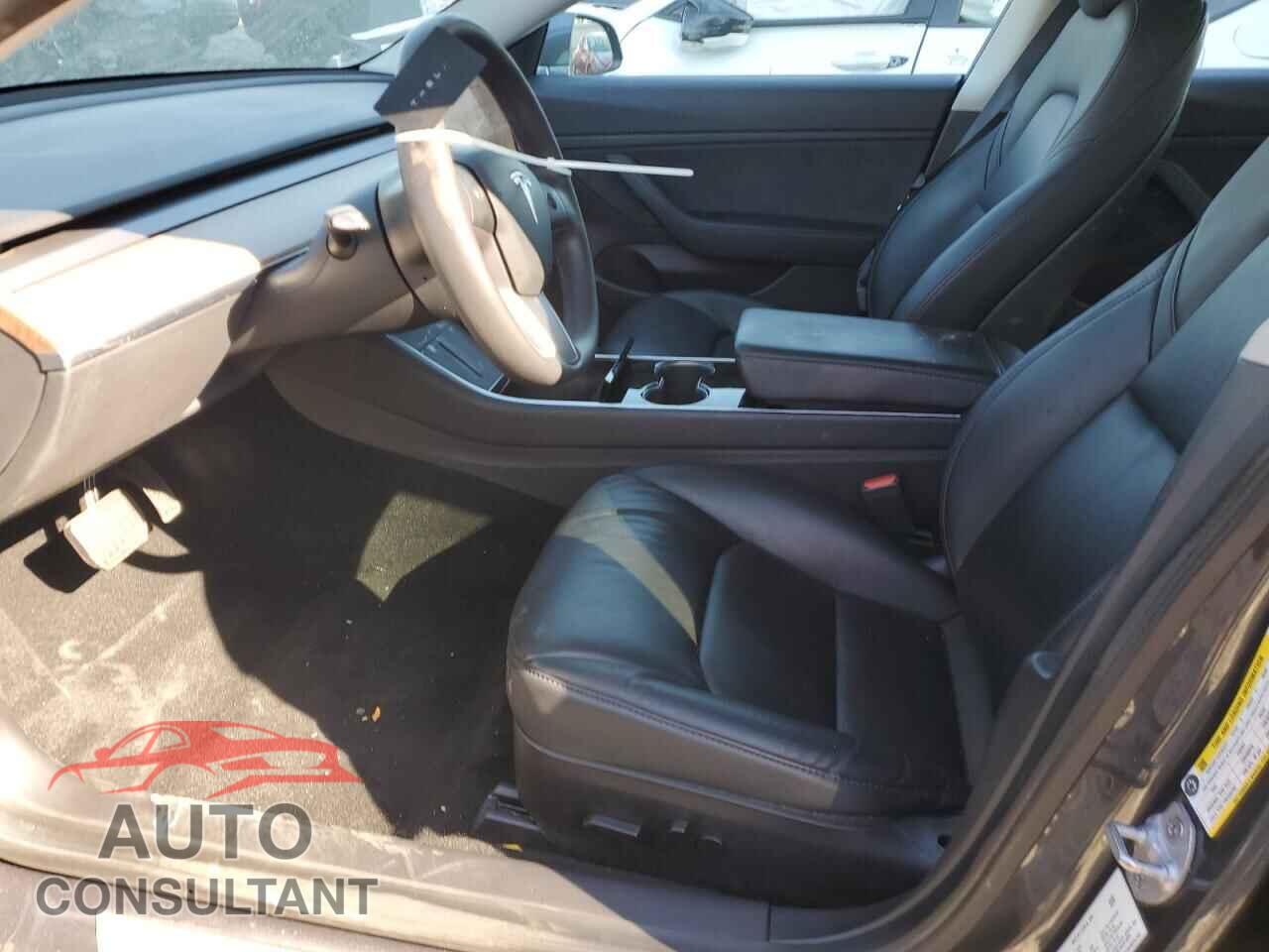TESLA MODEL 3 2020 - 5YJ3E1EBXLF794803