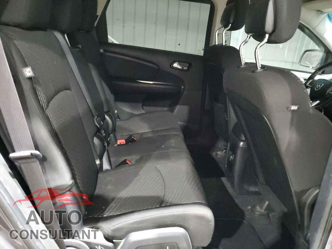 DODGE JOURNEY 2015 - 3C4PDCBG4FT577205
