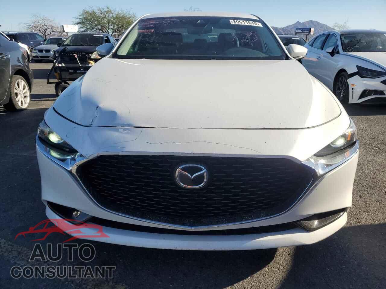 MAZDA 3 2019 - 3MZBPADL1KM105481