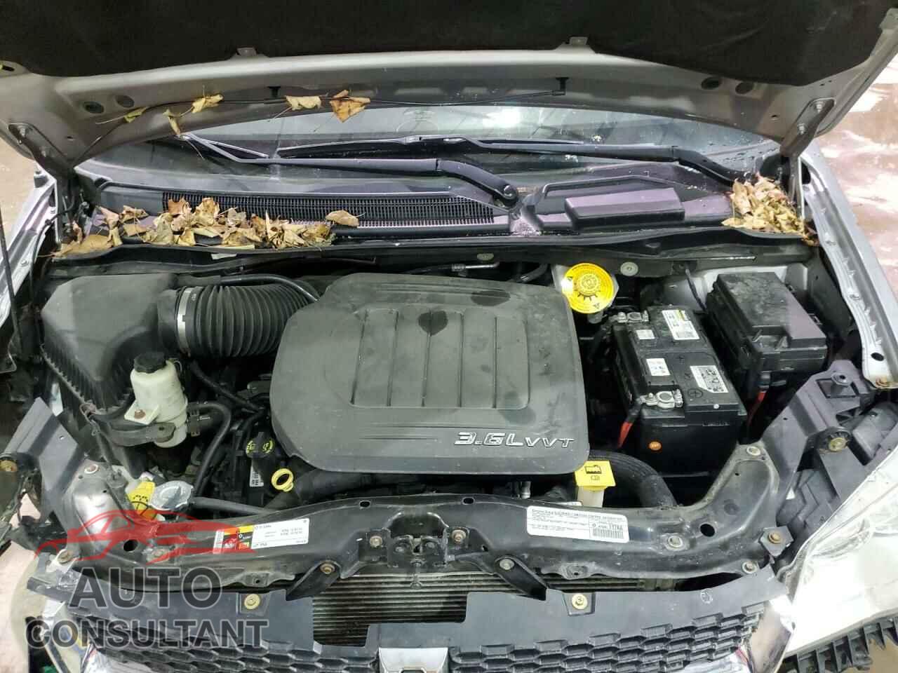 DODGE CARAVAN 2015 - 2C4RDGBG7FR518524
