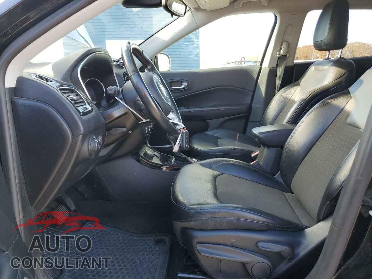 JEEP COMPASS 2018 - 3C4NJDBB8JT456860