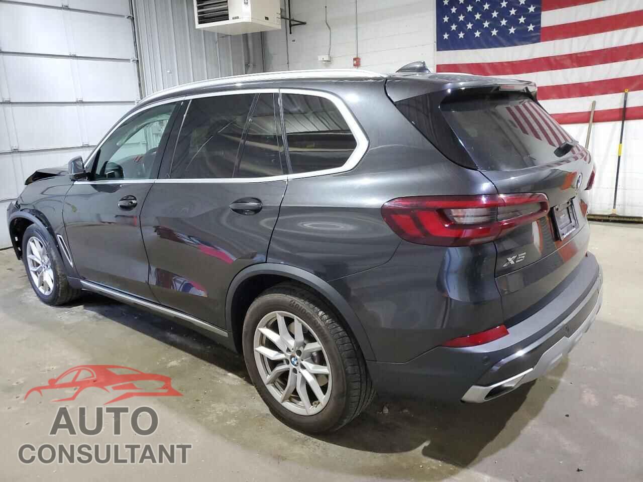 BMW X5 2021 - 5UXCR6C03M9E70575