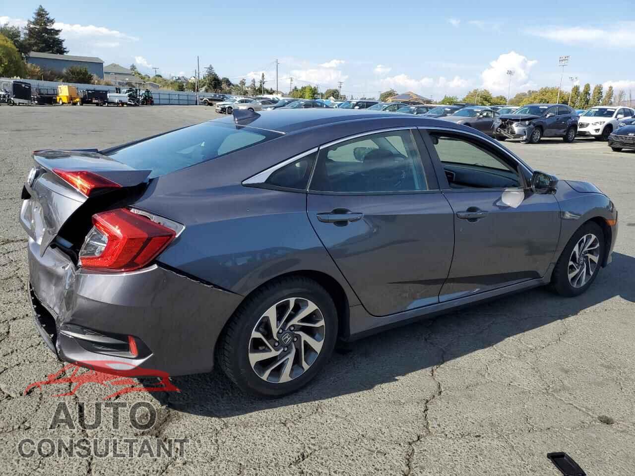 HONDA CIVIC 2018 - 2HGFC2F74JH532657