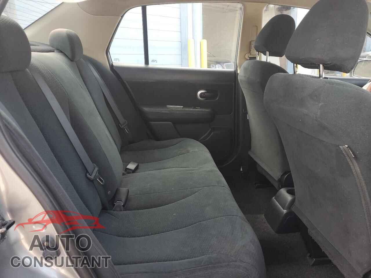 NISSAN VERSA 2011 - 3N1BC1AP9BL481389