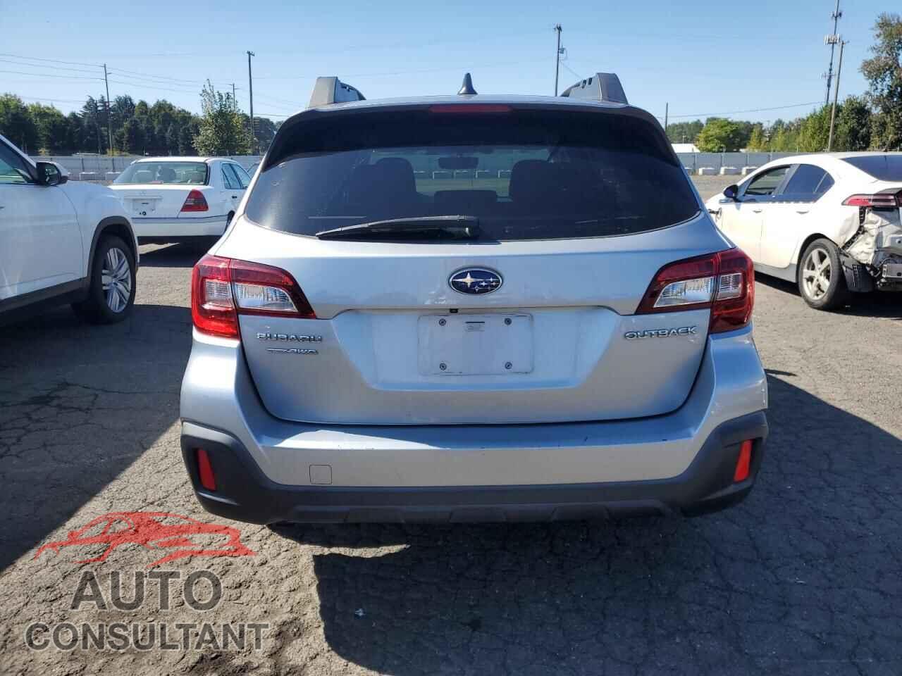 SUBARU OUTBACK 2018 - 4S4BSAFC4J3318662