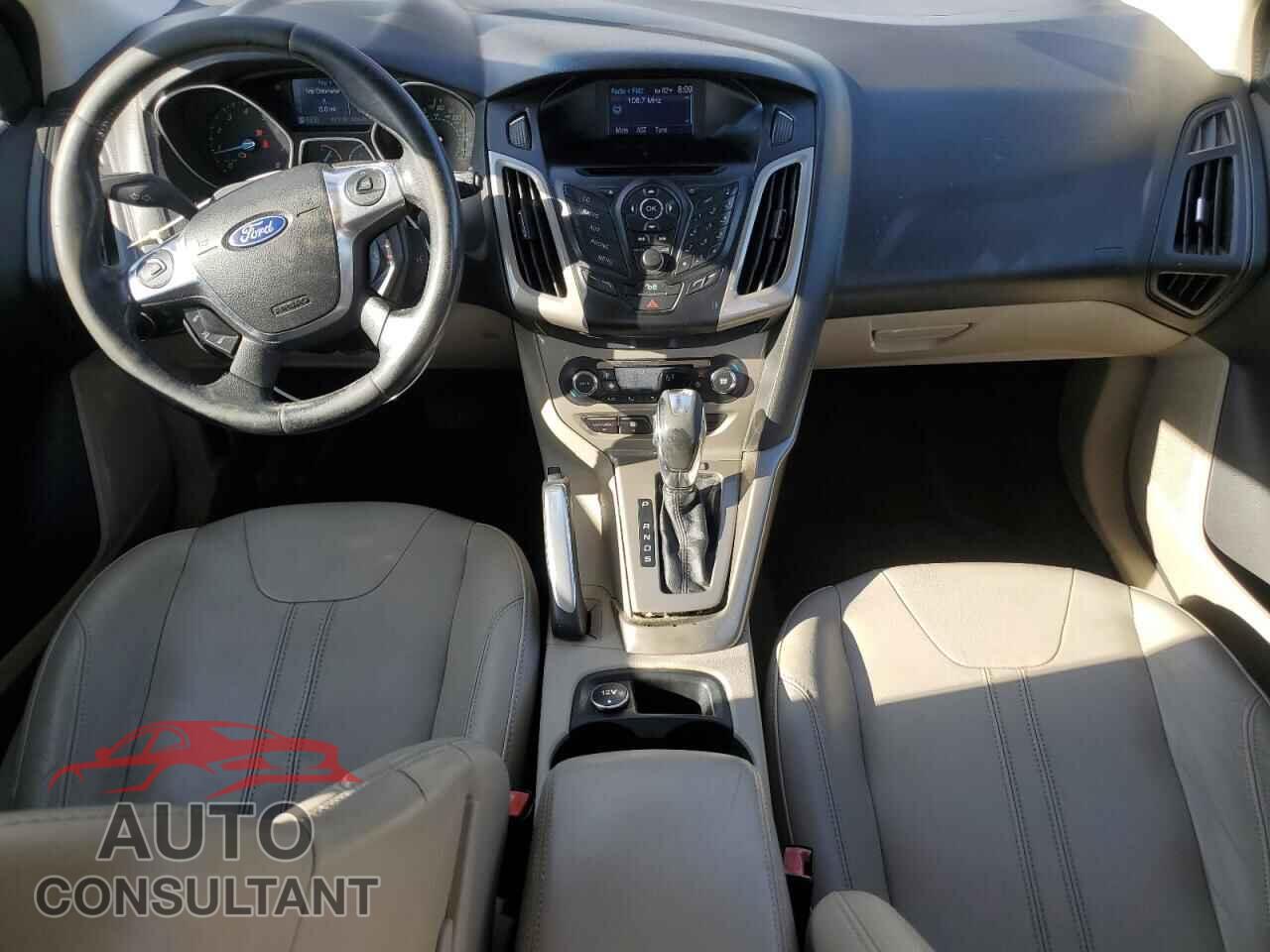 FORD FOCUS 2012 - 1FAHP3M23CL372260