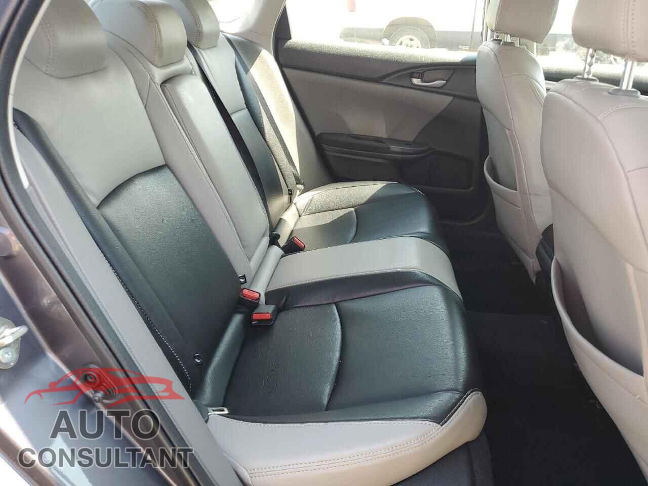 HONDA CIVIC 2017 - 19XFC2F74HE022748