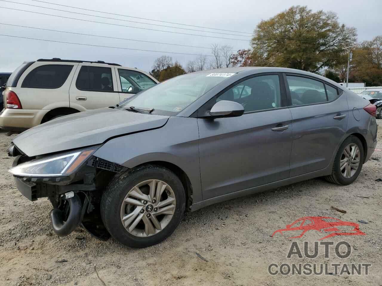 HYUNDAI ELANTRA 2019 - 5NPD84LFXKH470785