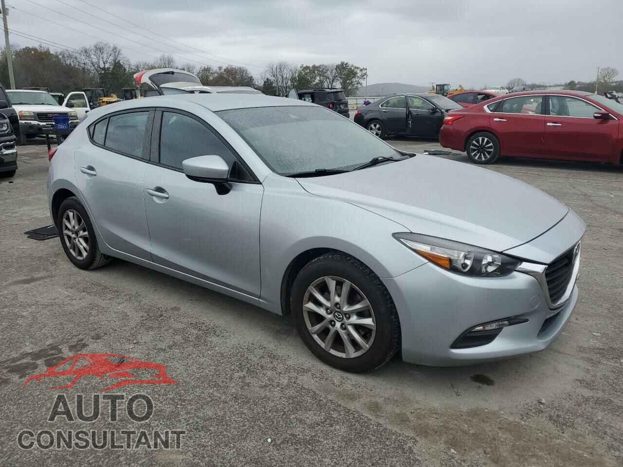 MAZDA 3 2018 - 3MZBN1K70JM267760