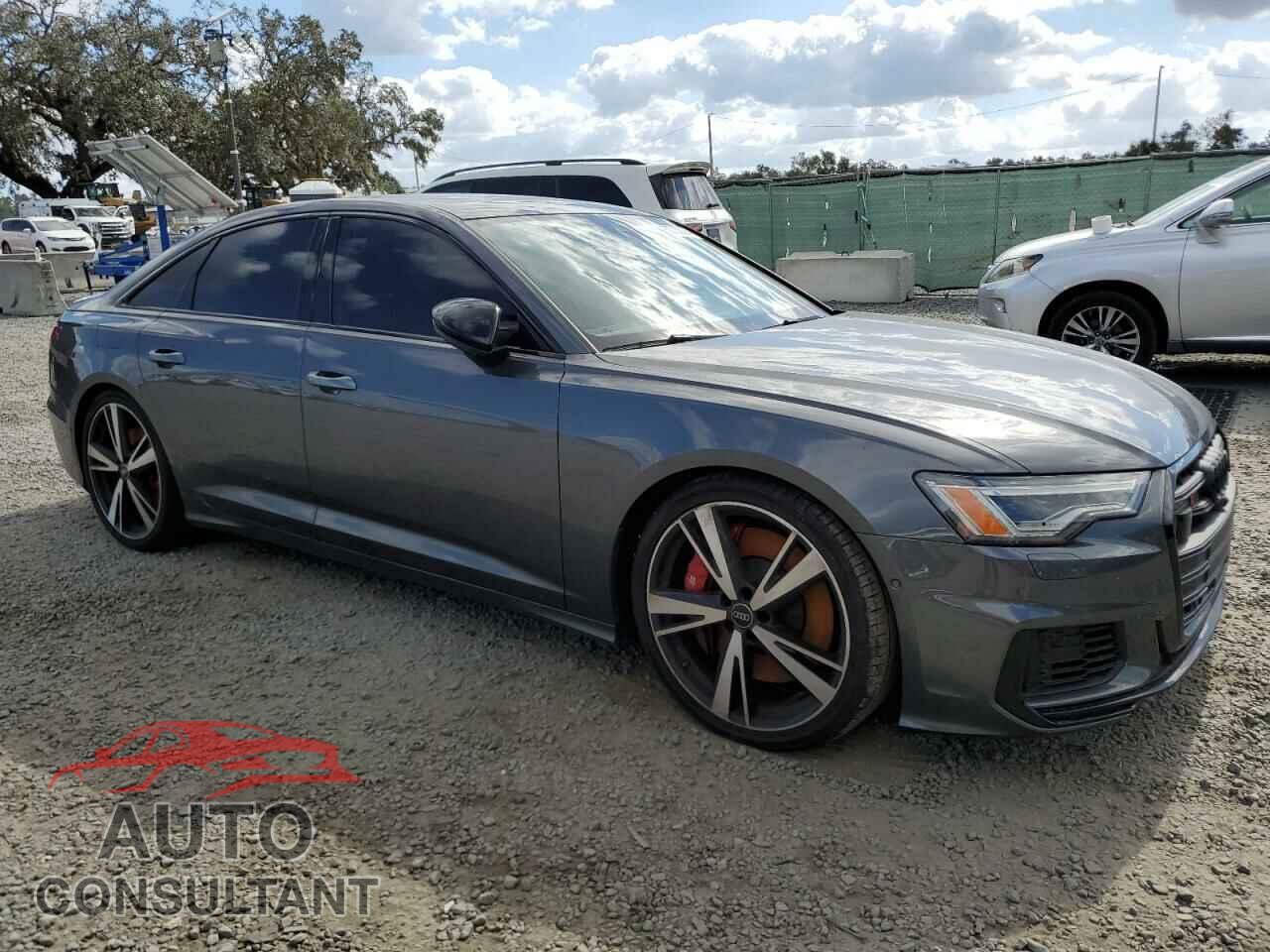 AUDI S6/RS6 2022 - WAUDFBF22NN051334