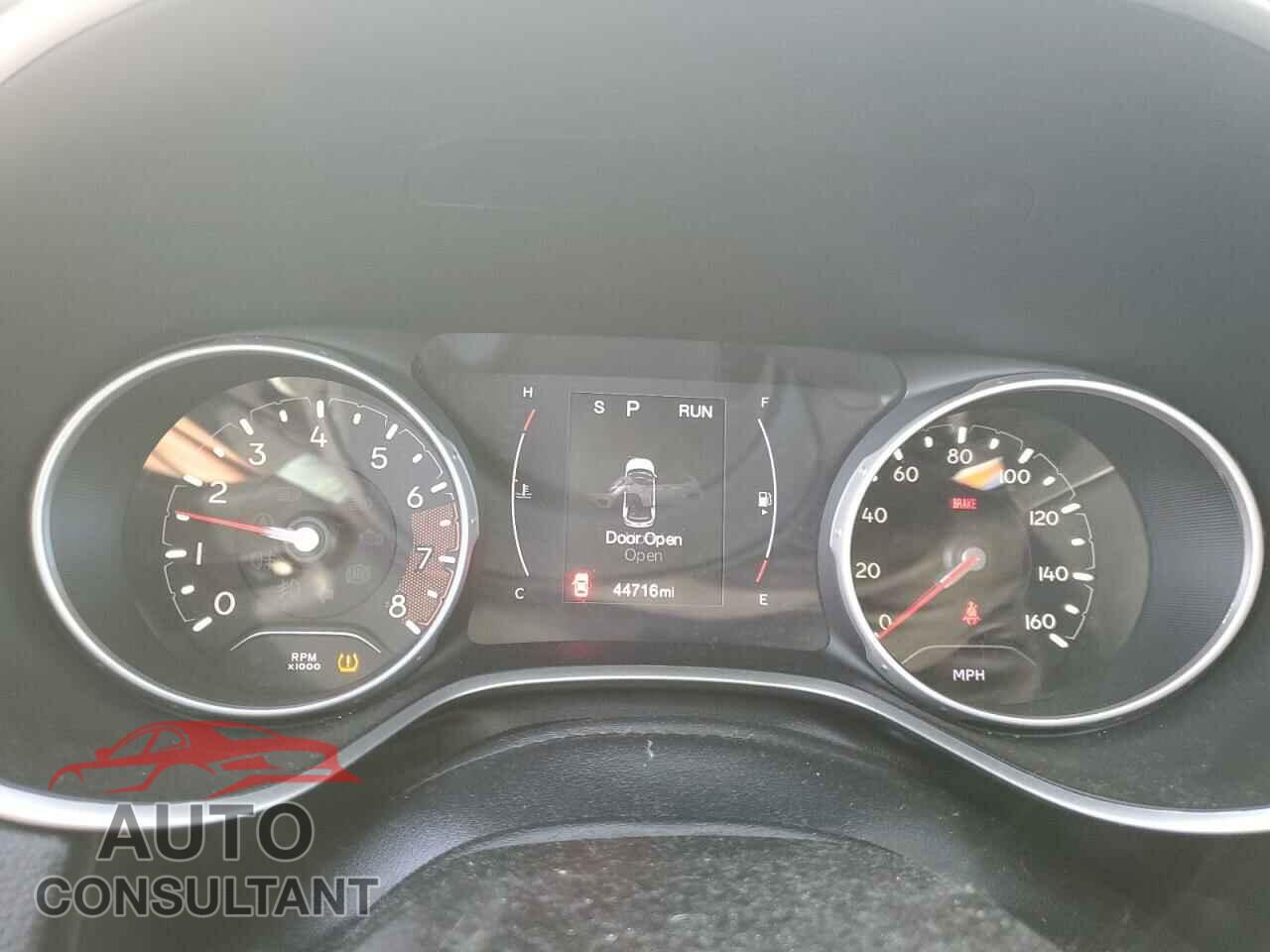 JEEP COMPASS 2020 - 3C4NJDBBXLT117570