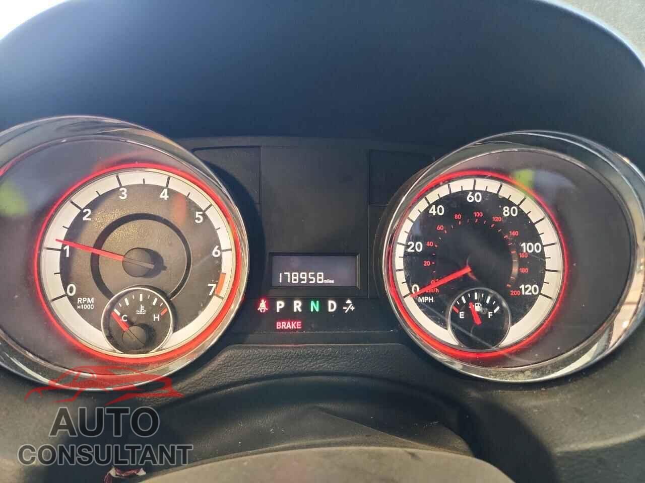DODGE CARAVAN 2017 - 2C4RDGBG9HR652194