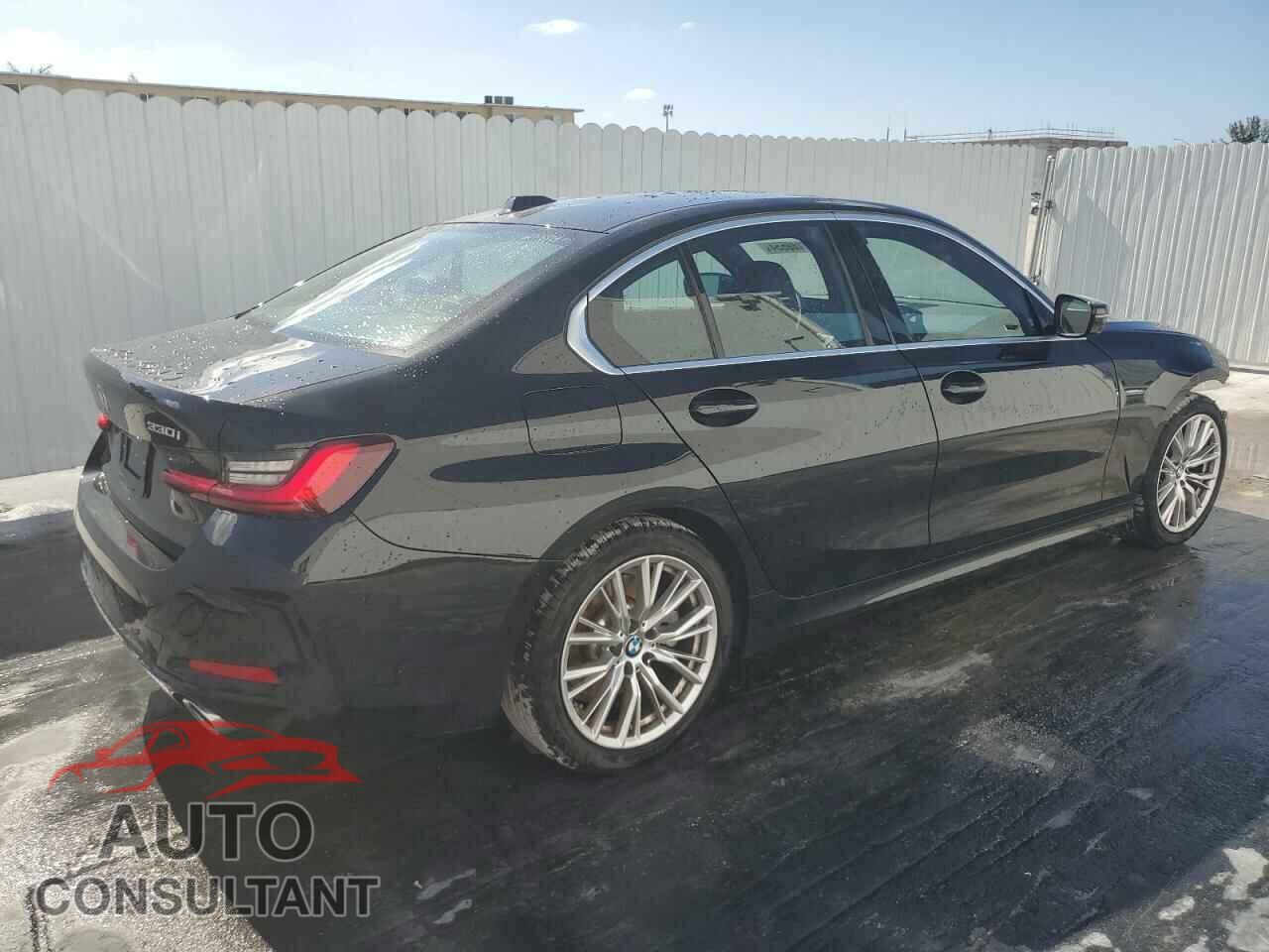 BMW 3 SERIES 2024 - 3MW69FF03R8E77659