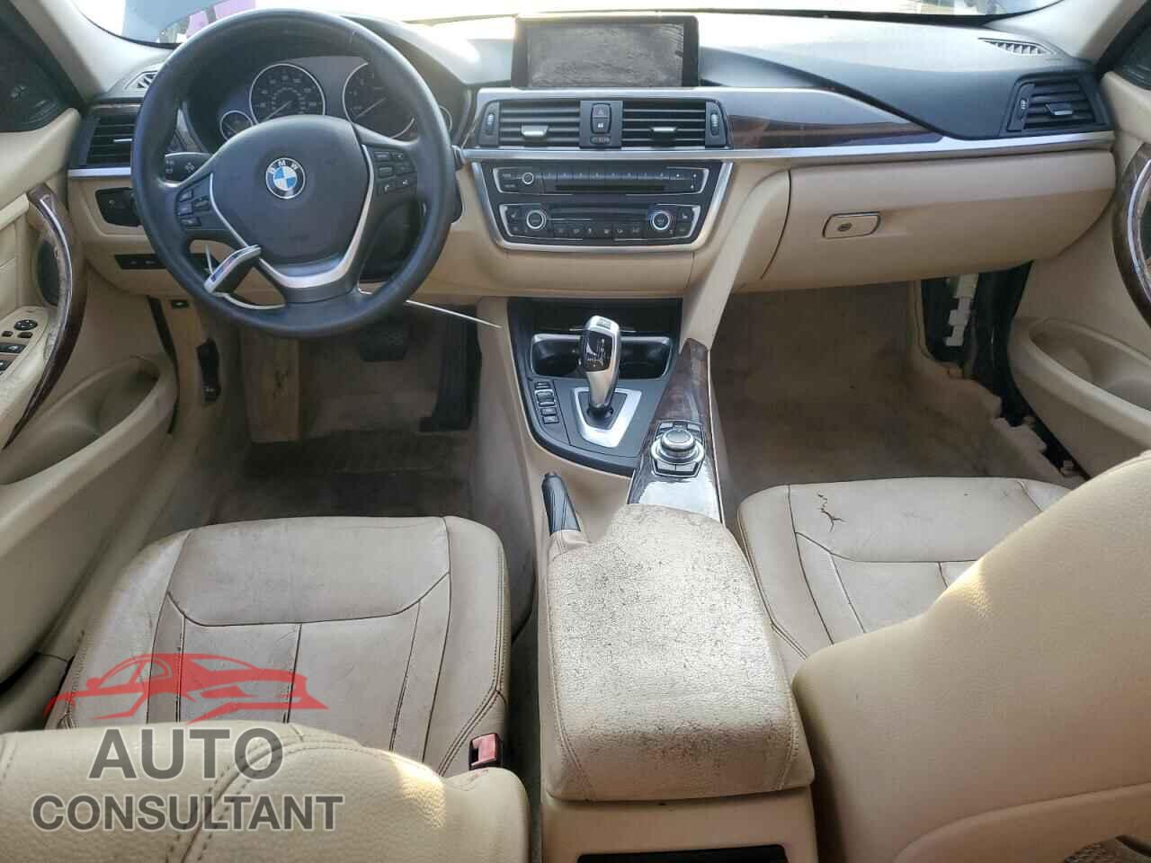 BMW 1 SERIES 2013 - WBA3F9C50DF484484