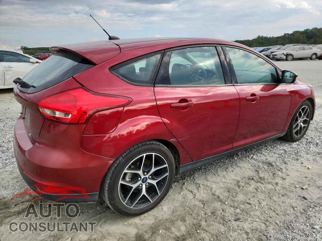 FORD FOCUS 2017 - 1FADP3M2XHL312059
