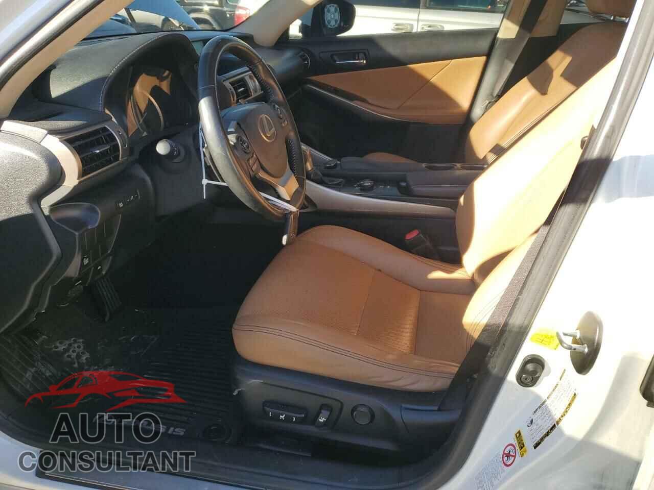 LEXUS IS 2014 - JTHBF1D22E5036631