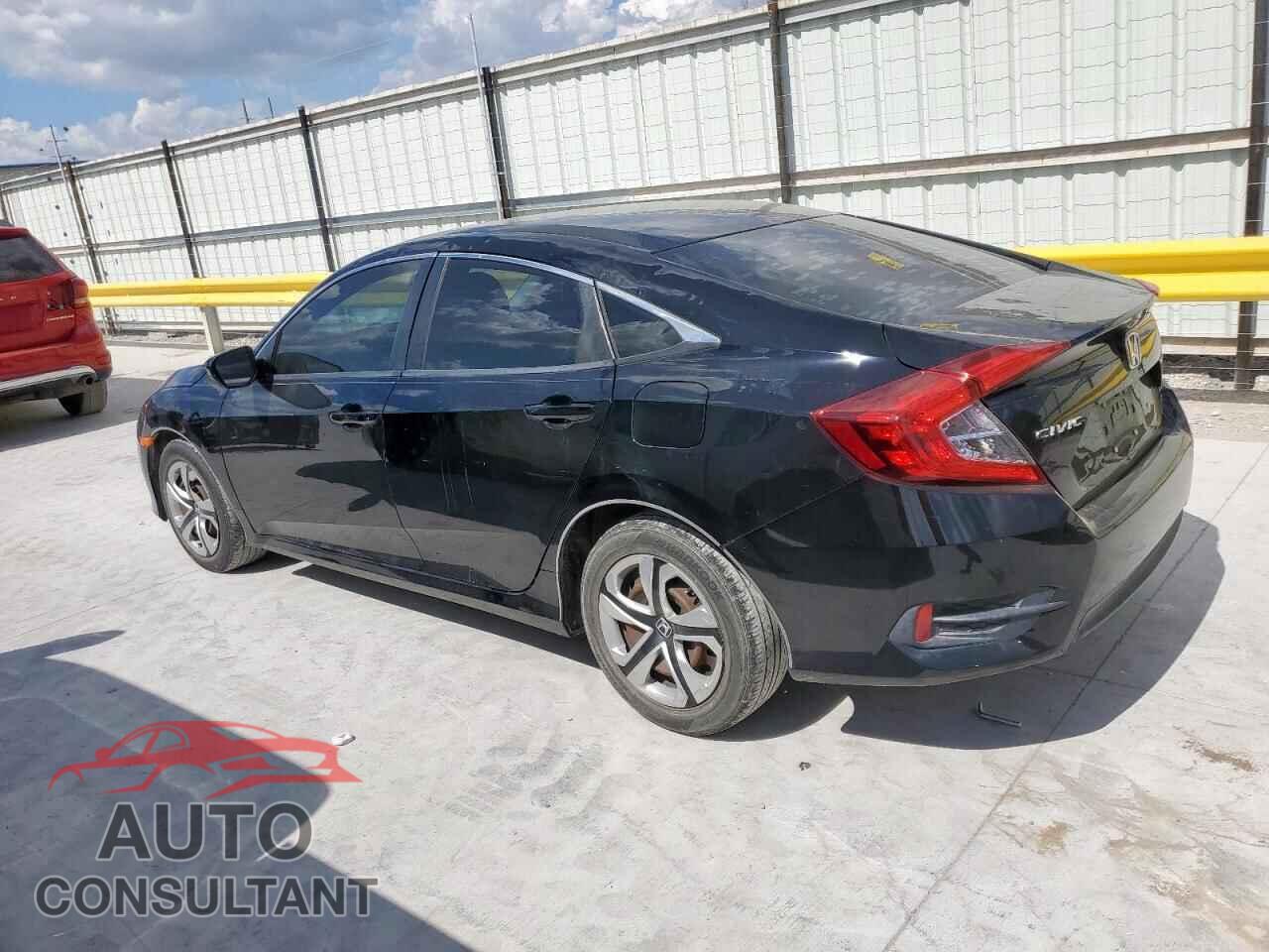HONDA CIVIC 2018 - 2HGFC2F58JH603034