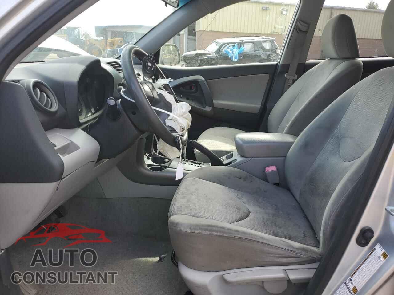TOYOTA RAV4 2009 - JTMBF33V19D019727