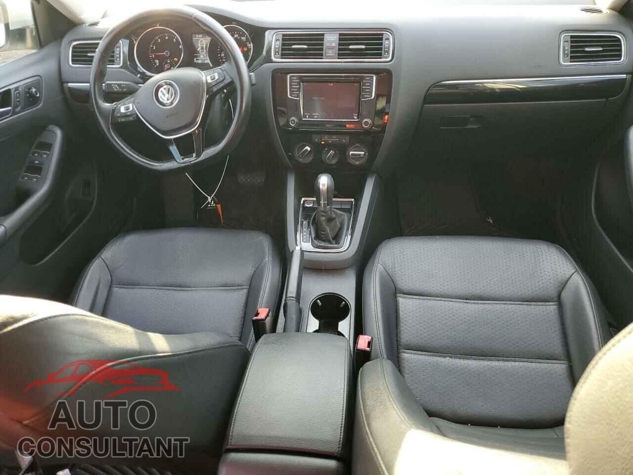 VOLKSWAGEN JETTA 2016 - 3VWL07AJ5GM329326