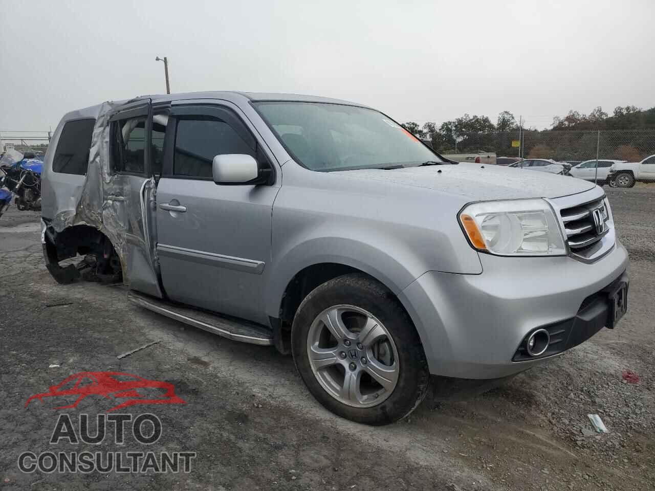 HONDA PILOT 2015 - 5FNYF4H76FB019639