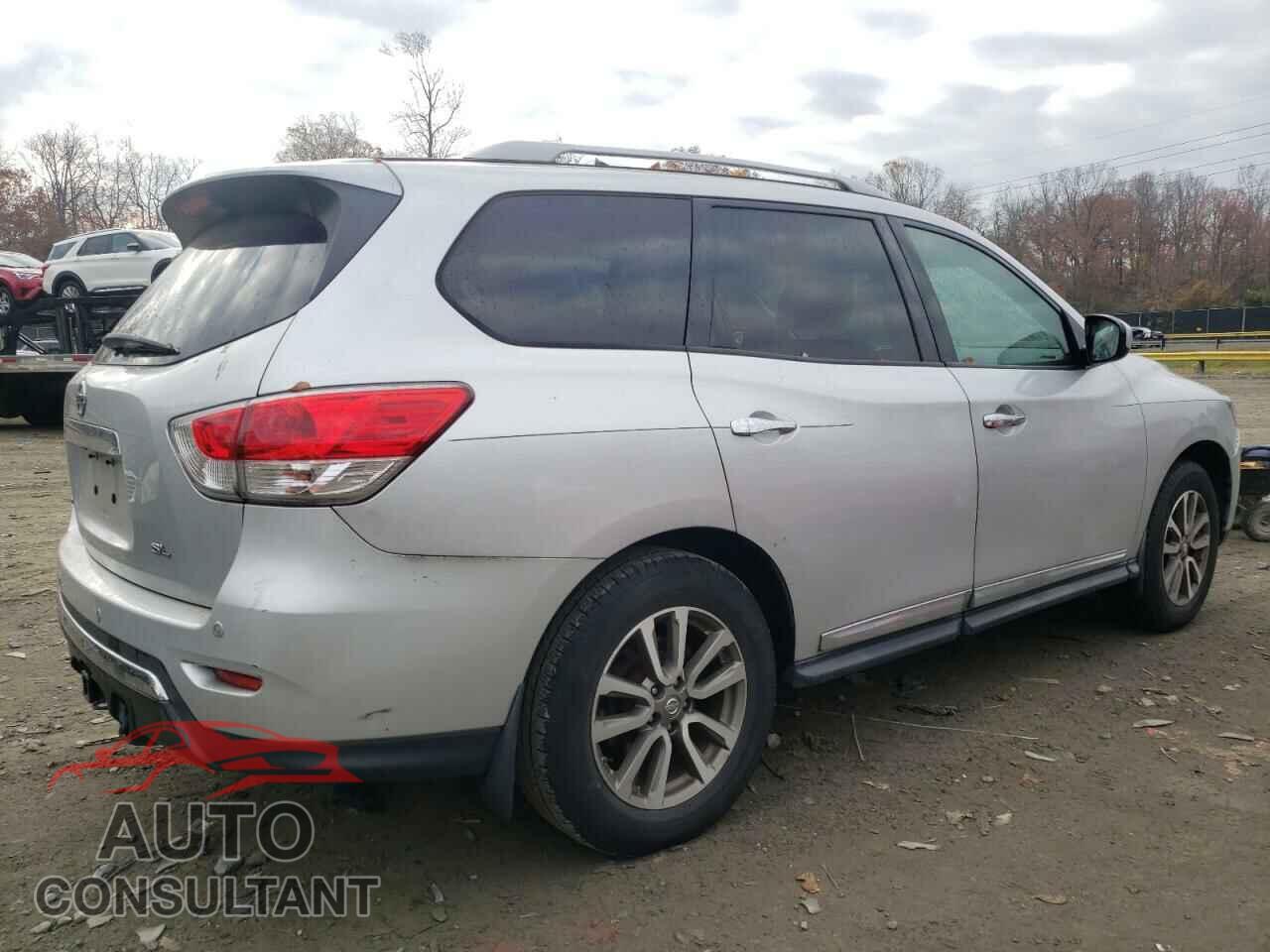 NISSAN PATHFINDER 2013 - 5N1AR2MN5DC671045