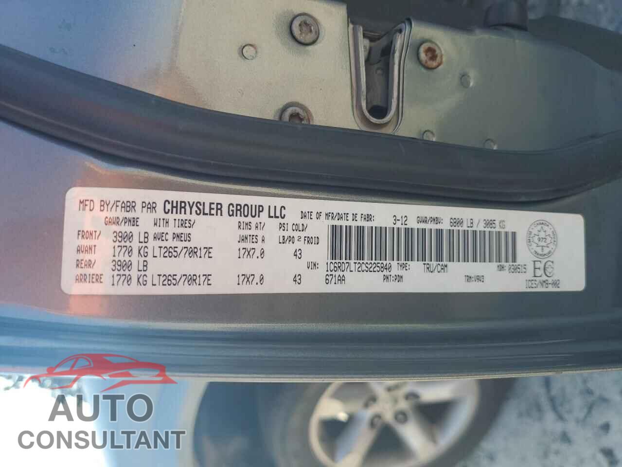 DODGE RAM 1500 2012 - 1C6RD7LT2CS225840