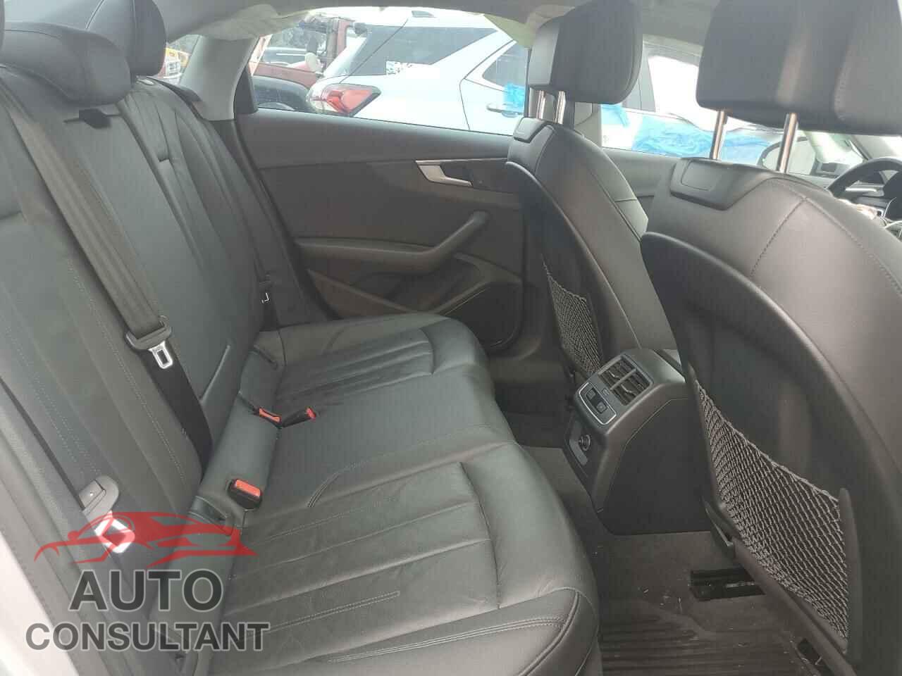 AUDI A4 2019 - WAUGMAF45KN014935