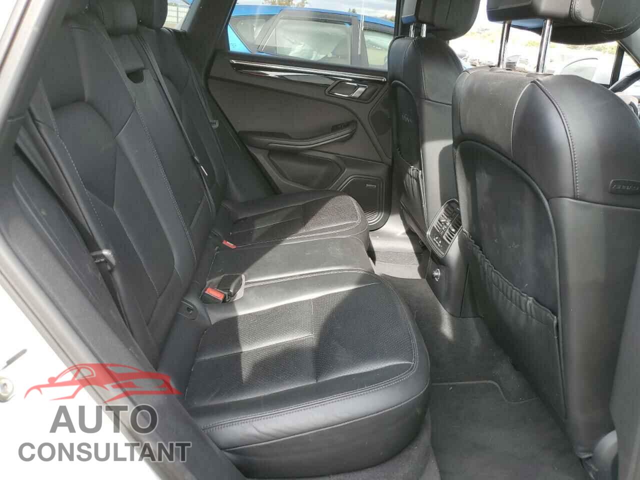PORSCHE MACAN 2016 - WP1AB2A56GLB41649