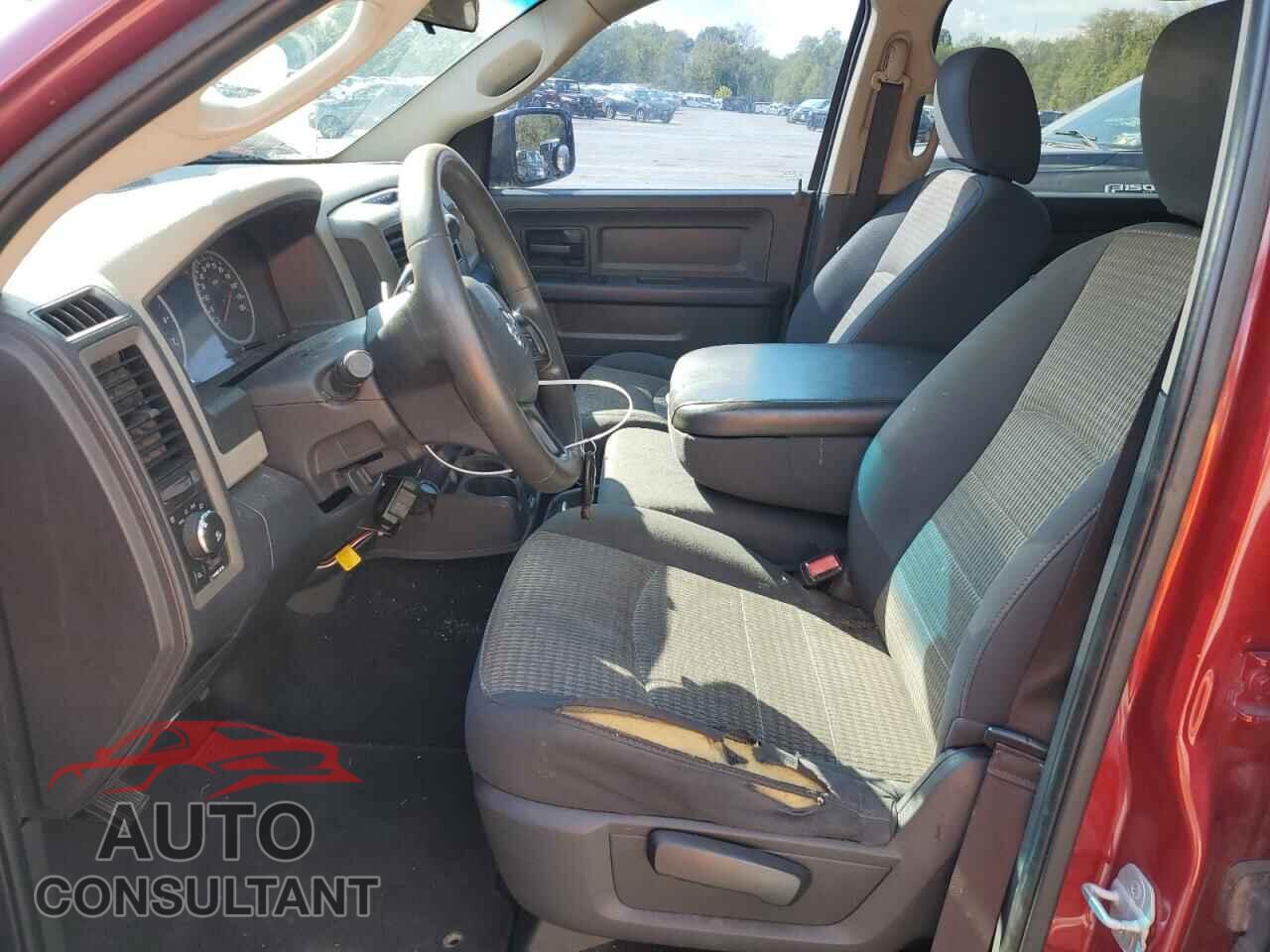 DODGE RAM 1500 2012 - 1C6RD7KT2CS167360