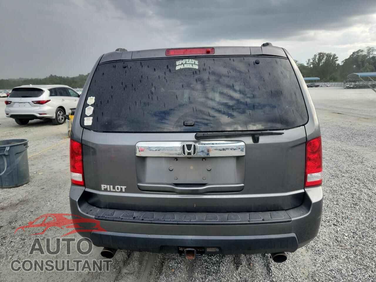 HONDA PILOT 2011 - 5FNYF3H52BB009032