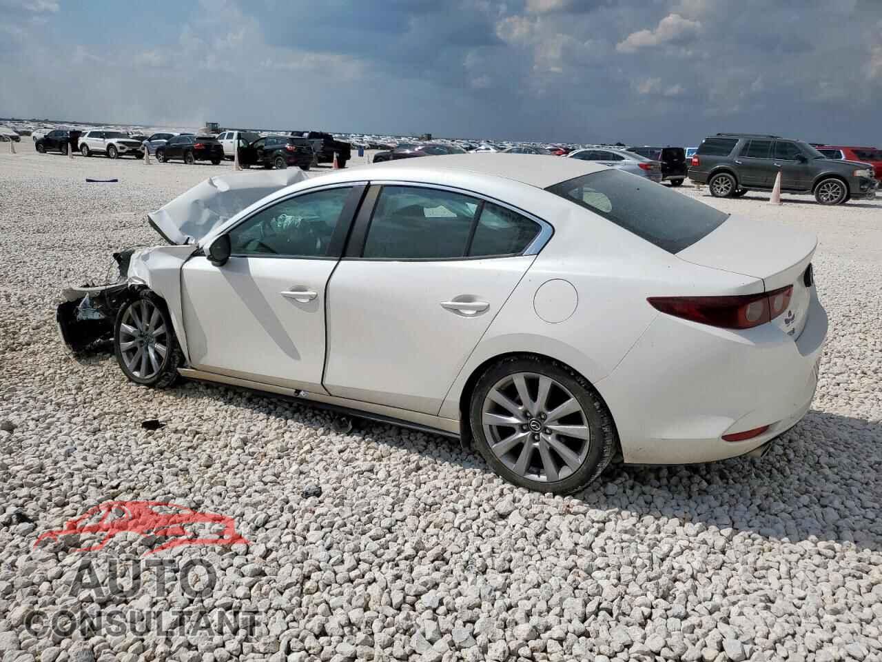 MAZDA 3 2022 - 3MZBPABL9NM314166