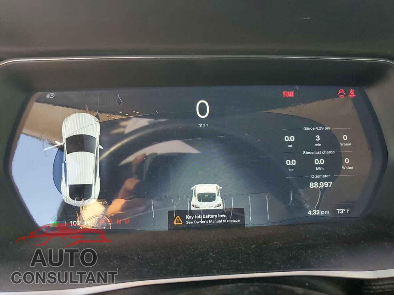 TESLA MODEL S 2016 - 5YJSA1E19GF131582