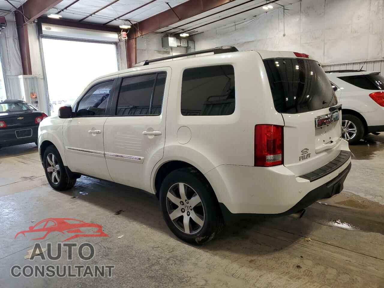 HONDA PILOT 2013 - 5FNYF4H99DB021108