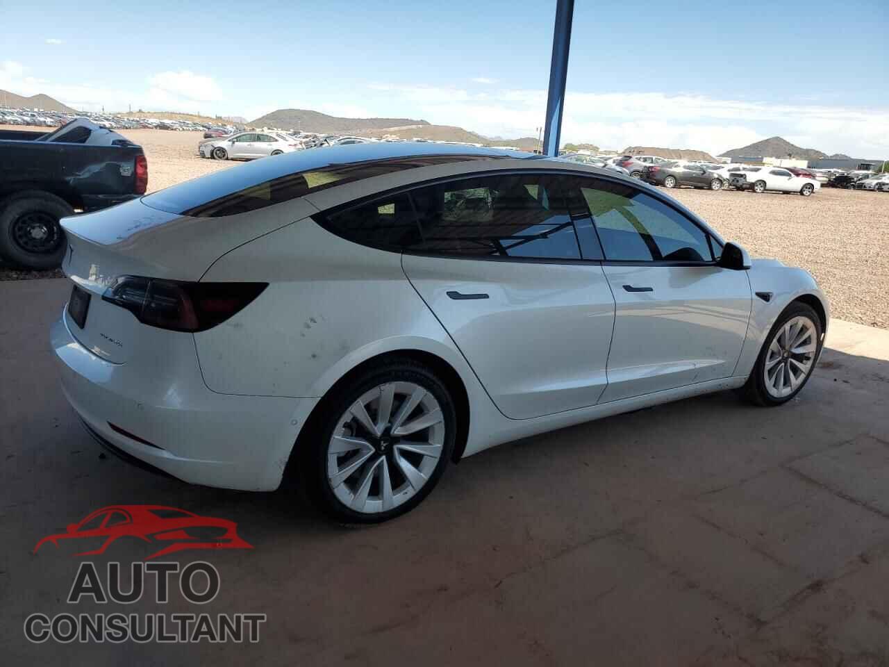 TESLA MODEL 3 2022 - 5YJ3E1EB0NF145207
