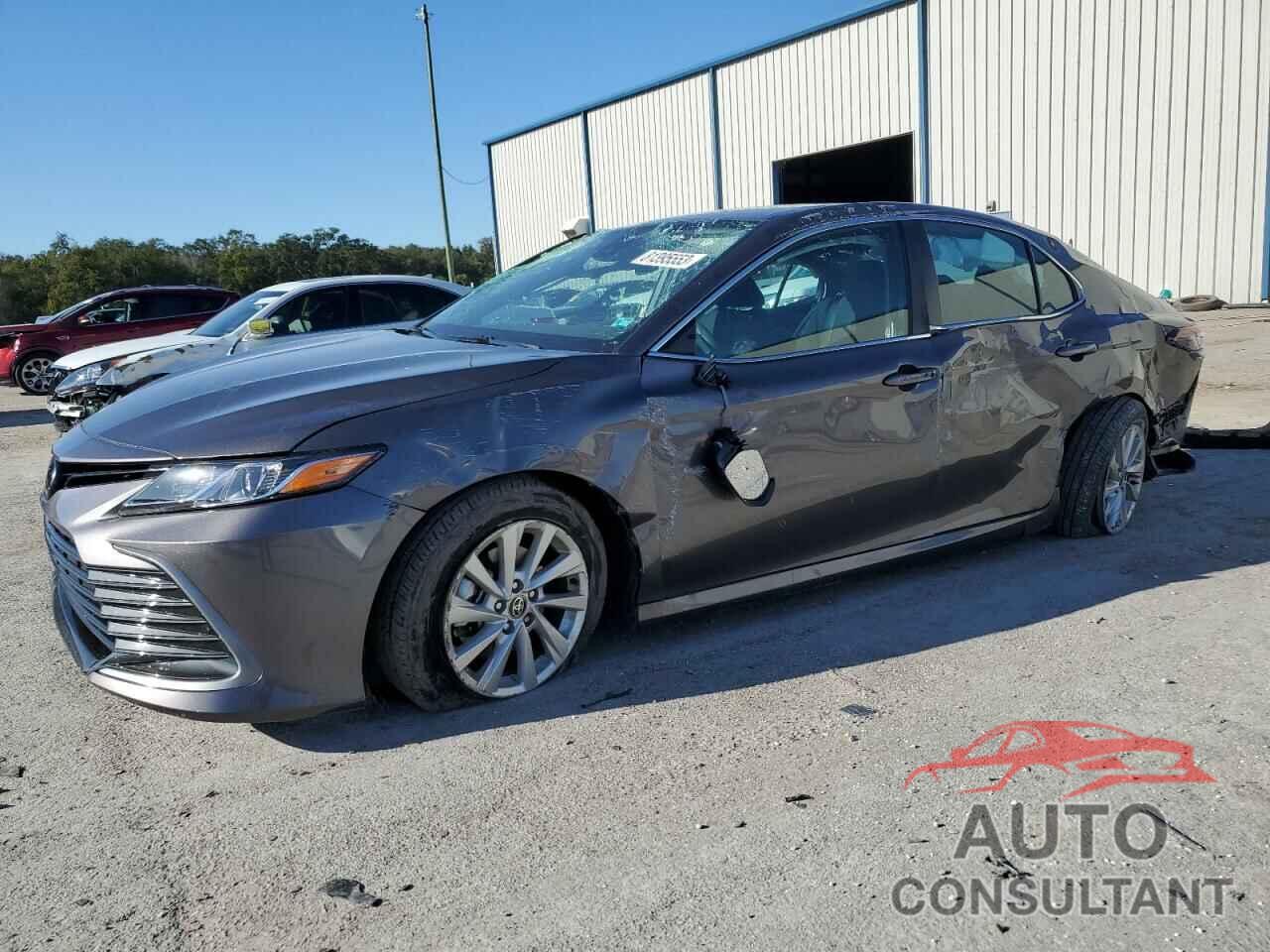 TOYOTA CAMRY 2023 - 4T1C11AKXPU726267