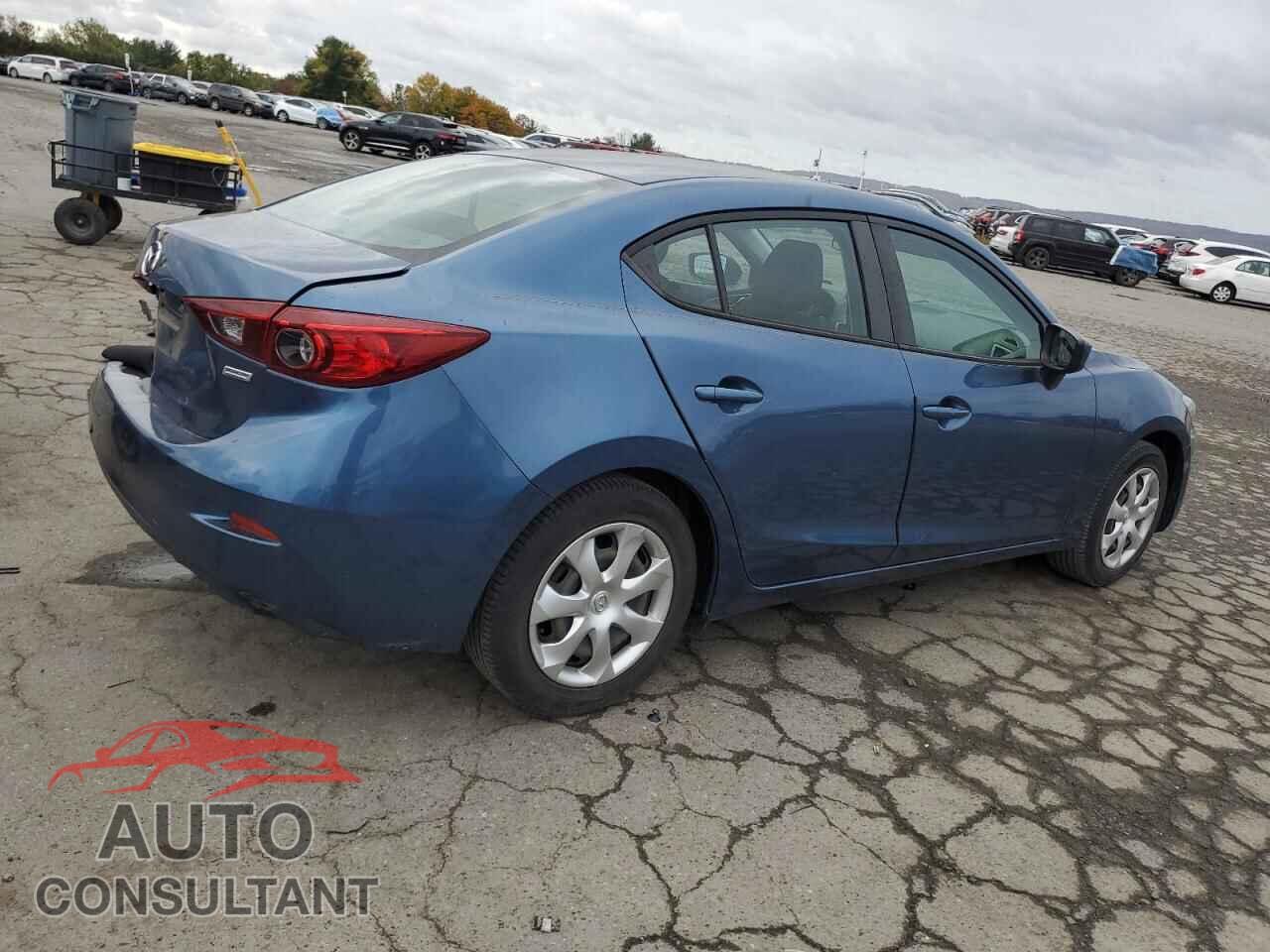 MAZDA 3 2017 - 3MZBN1U7XHM107022