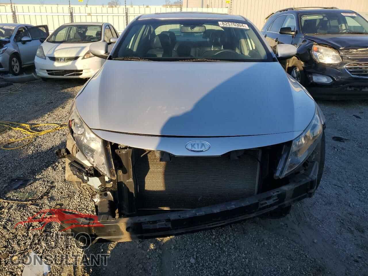 KIA OPTIMA 2011 - KNAGM4A73B5142433