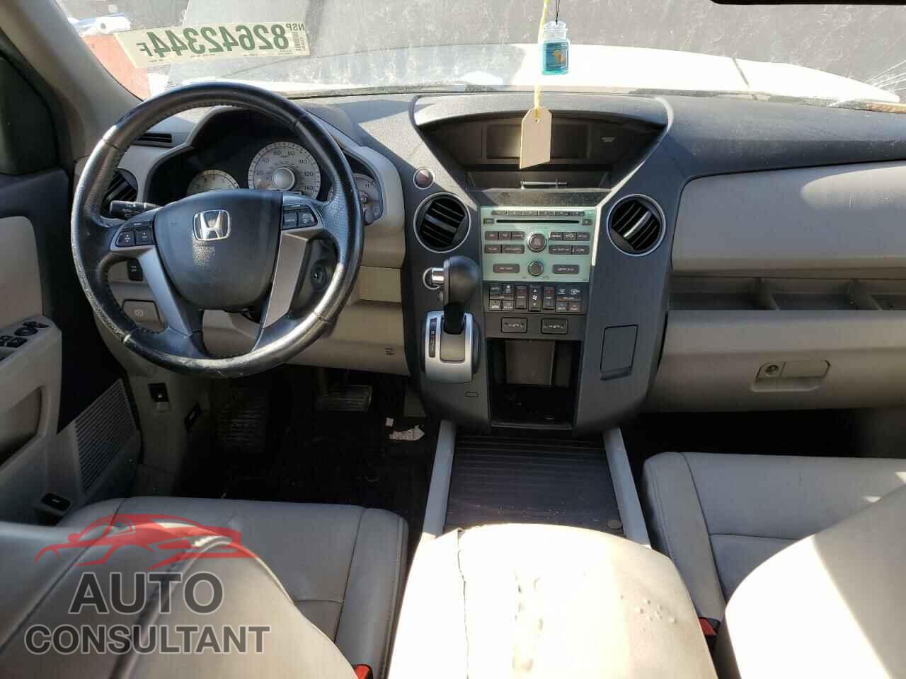 HONDA PILOT 2011 - 5FNYF4H59BB105424