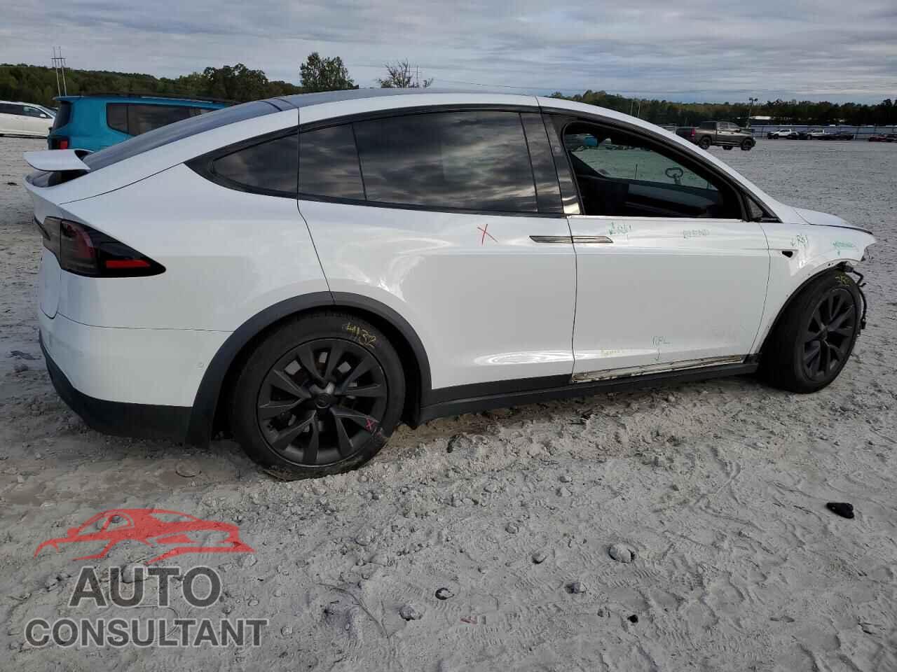 TESLA MODEL X 2023 - 7SAXCBE53PF369584